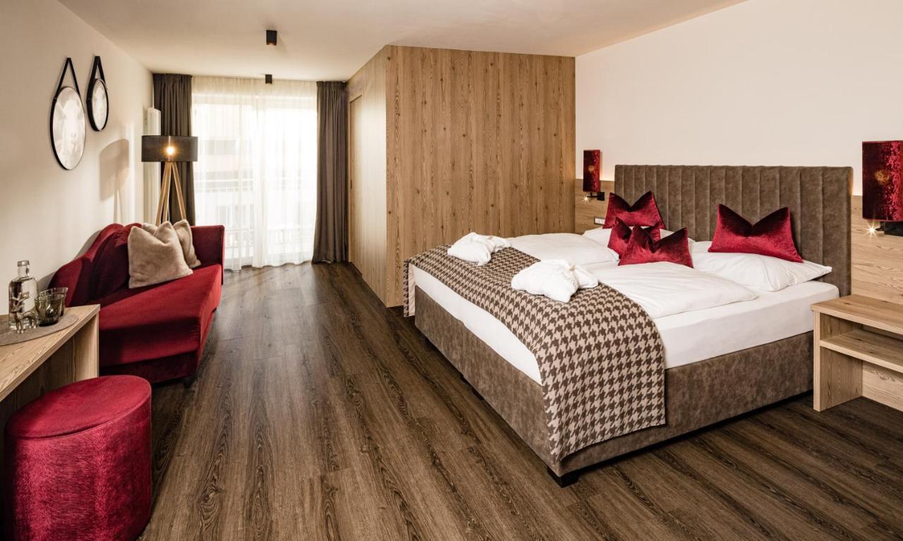 Hotel Touring Dolomites Santa Cristina Val Gardena Luaran gambar