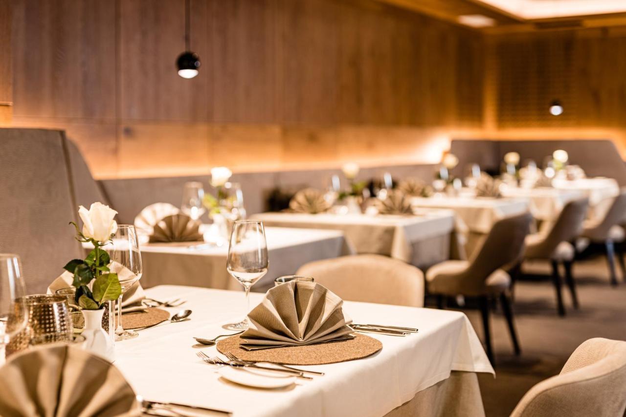 Hotel Touring Dolomites Santa Cristina Val Gardena Luaran gambar